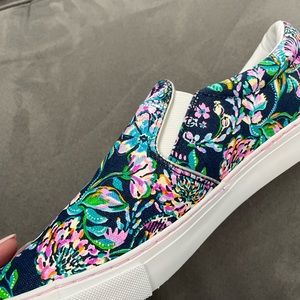 Lilly Pulitzer Julie Sneaker High Tides Navy